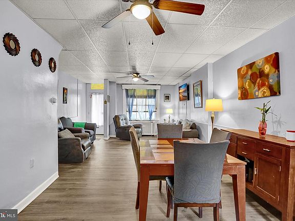 5th image of 512 S 6th St