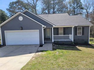 191 Rye Ln, Raeford, NC 28376