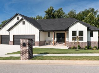 2161 Hopkins Ln, Pea Ridge, AR 72751