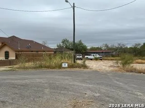 191 Richard Lane Drive, Eagle Pass, TX 78852