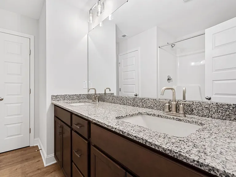324 W Saltgrass Ln — Photo 9