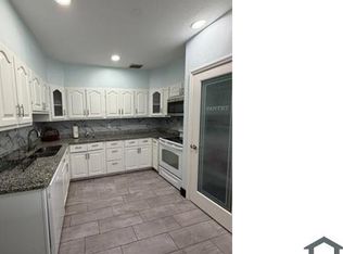6911 Gibsonton Dr, Gibsonton, FL 33534