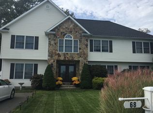 68 Pilot Dr, Brick, NJ 08723