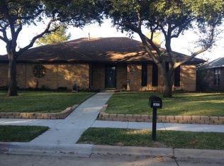 7613 Swiss Way, Rowlett, TX 75089