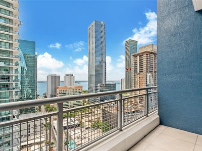 60 SW 13th St APT 2004, Miami, FL, 33130