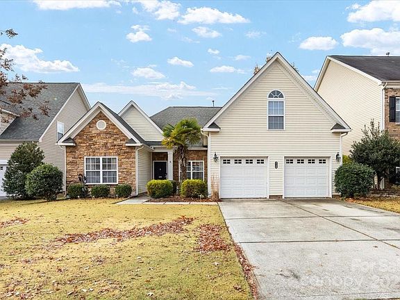 2nd image of 2126 Blue Iris Dr