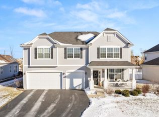 509 Moorfield Ave, North Aurora, IL 60542