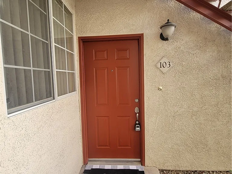 10237 King Henry Ave #103 — Photo 2