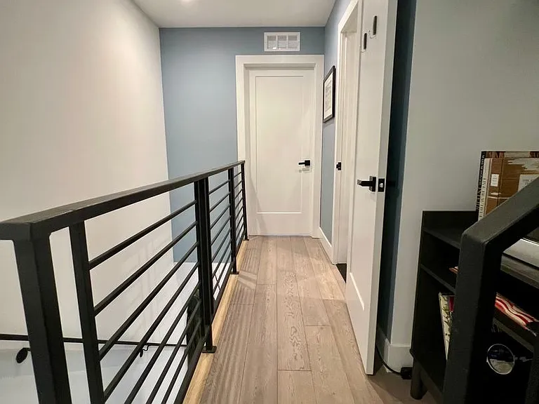 166 W Laurel St — Photo 12
