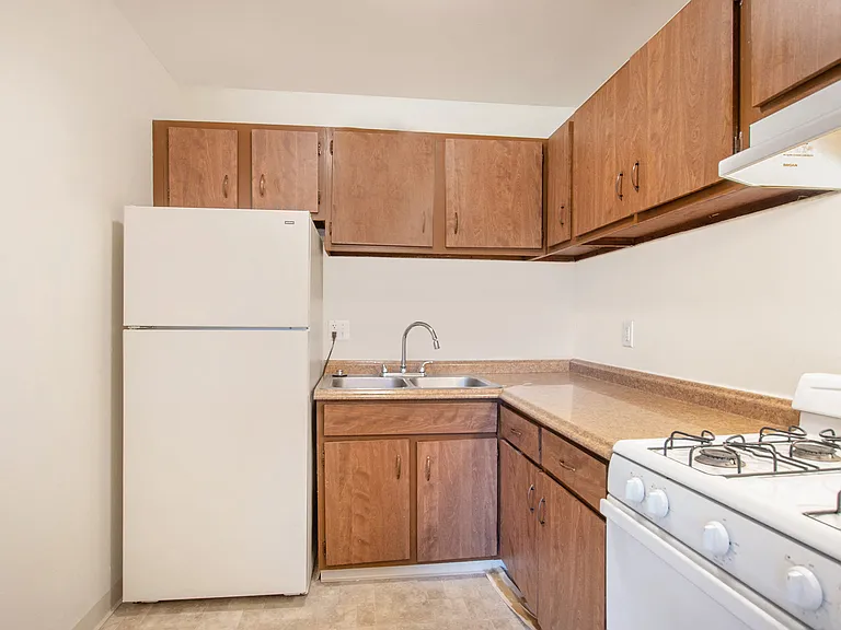 Windridge Apartments — Photo 41