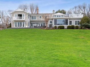 94 Brook Ln, Westhampton Beach, NY 11978