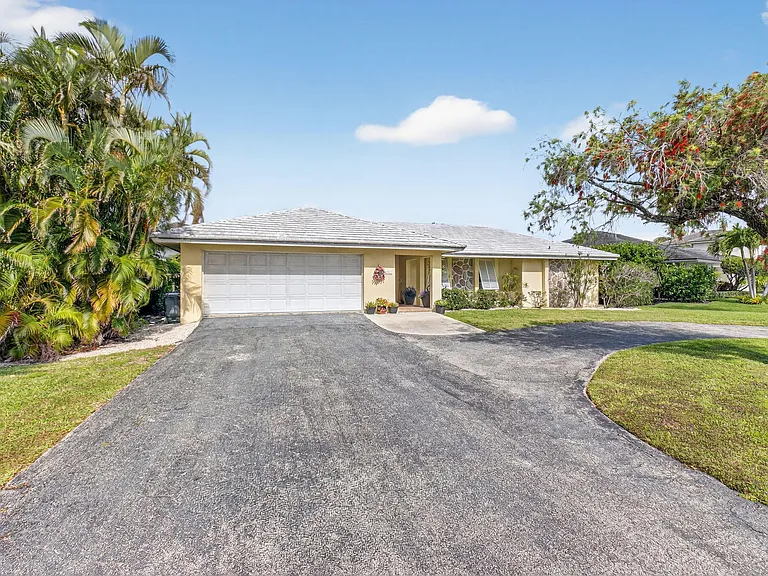 30 Spanish River Dr — Photo 32