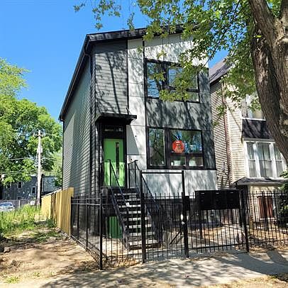 2nd image of 6326 S Rhodes Ave #1