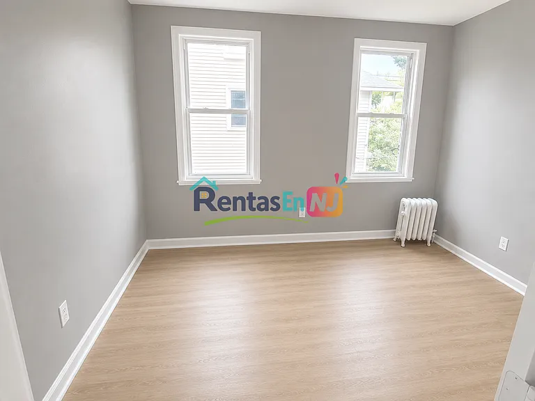335 Myrtle Ave #2B — Photo 7
