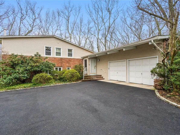 3 N Hills Road, East Norwich, NY 11732