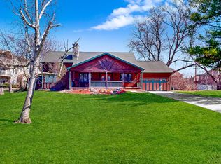 4N269 5th Ave, Addison, IL 60101