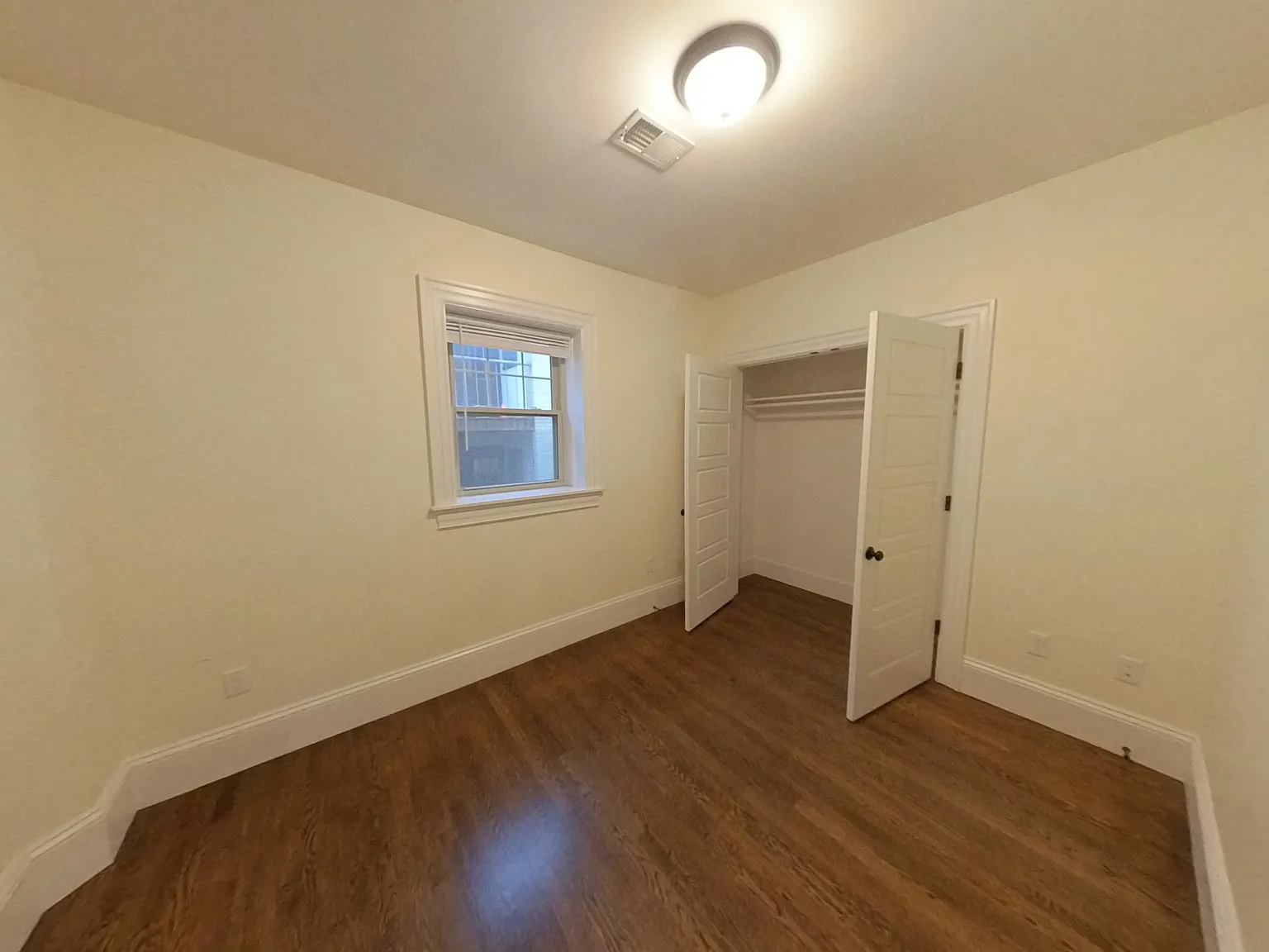 4 bed, 1650 sqft, $5,400 — Photo 4
