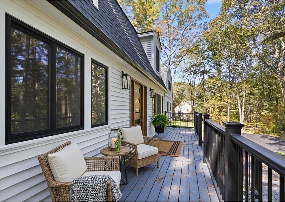 1st image of 241 Prospect St