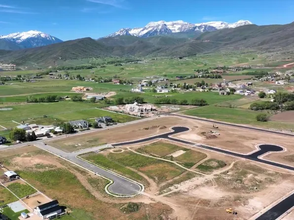 866 S Saddle Creek Ln, Midway, UT 84049