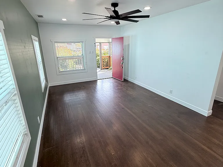 708 Sutter St — Photo 3