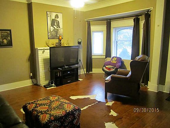 4th image of 107 Bay St