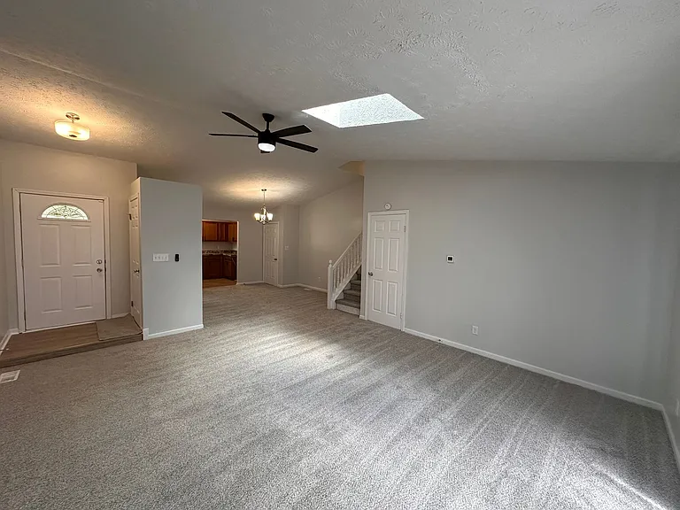 11029 Amburg Ct — Photo 14