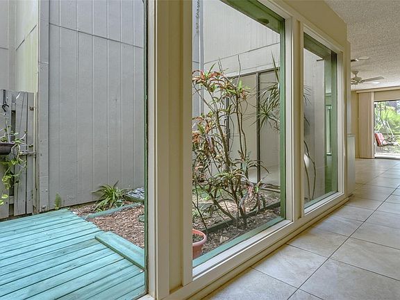 5th image of 119 Woodland Pl