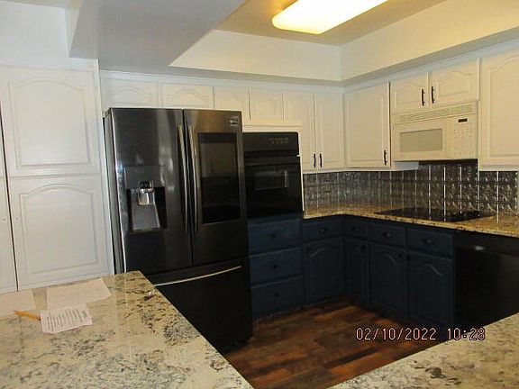 2nd image of 6728 Evergreen St