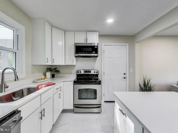 1671 Garrisonville Rd, Stafford, VA 22556