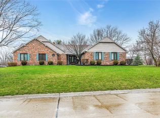 4230 Country Ln, Greenwood, IN