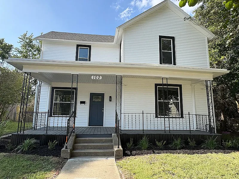 Property main image