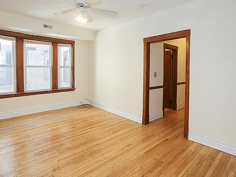3820 N Sheffield Ave #2 — Photo 8
