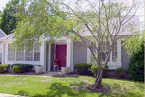 1st image of 978A Thornbury Ln
