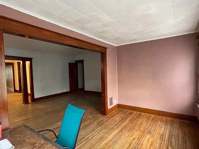 560 Linden Ave #1 — Photo 12