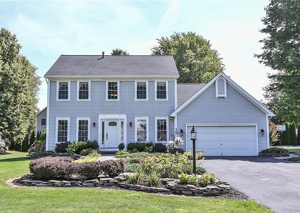 1st image of 975 John Leo Dr