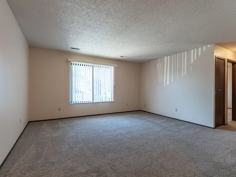 6245 Normandy Dr #10 — Photo 13