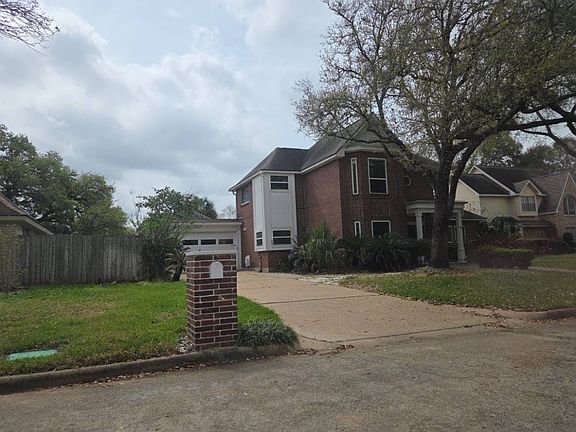 3rd image of 18323 Mountfield Dr