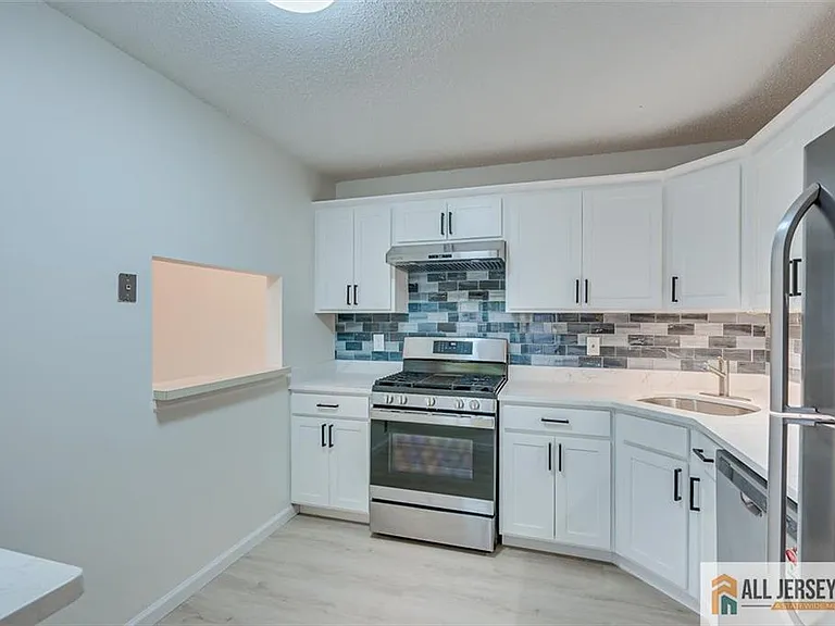 64 Taylor Dr #3212 — Photo 12