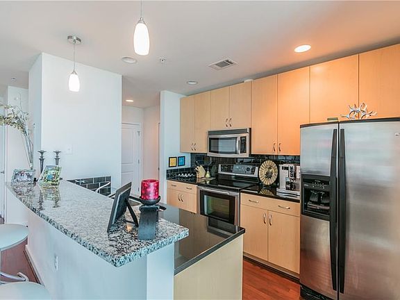 5th image of 777 N Ashley Dr Unit 2703