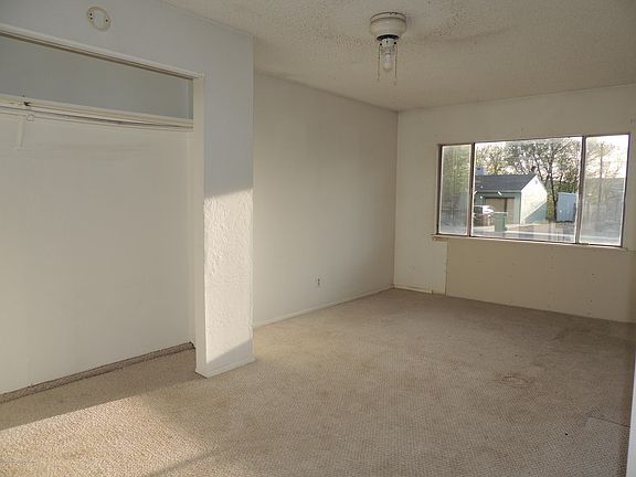 5th image of 1024 N Gladeview Dr