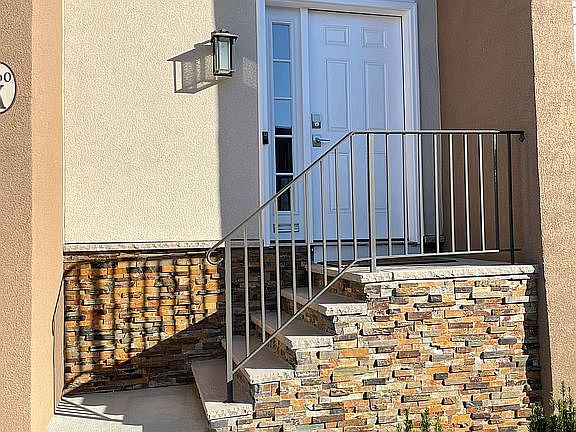 5th image of 460 Ocean Blvd APT K