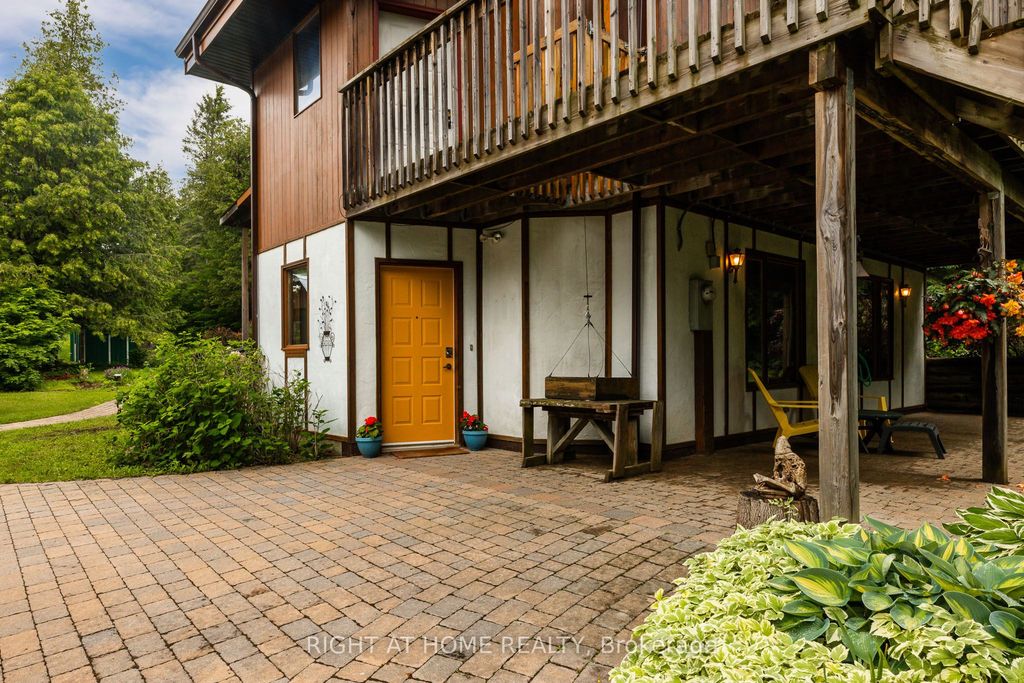 1828 Burnt Lands Rd, Ottawa, ON - View 3