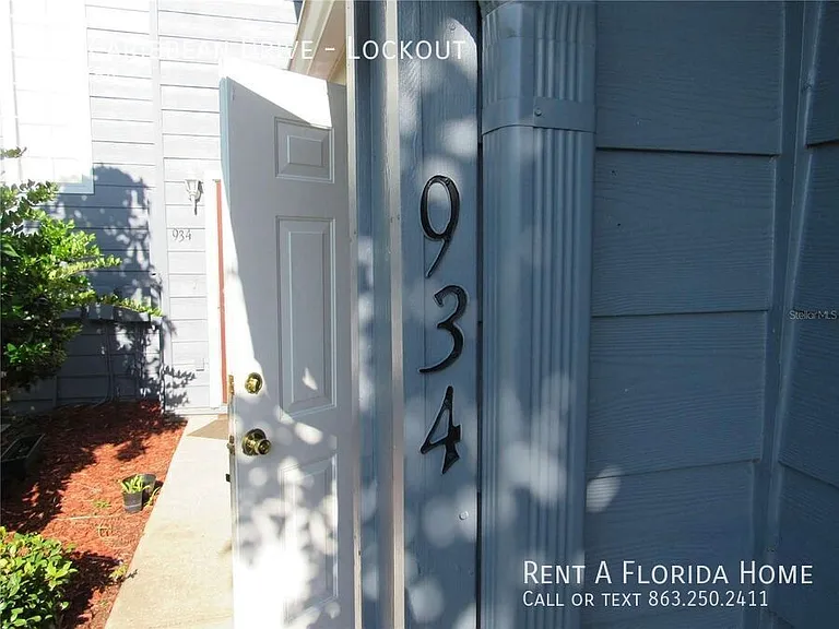 934 Caribbean Dr #LOCKOUT — Photo 12
