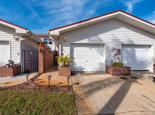 1411 Water View Dr W, Largo, FL 33771