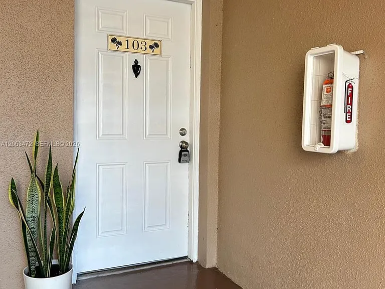 815 W Boynton Beach Blvd #5103 — Photo 2
