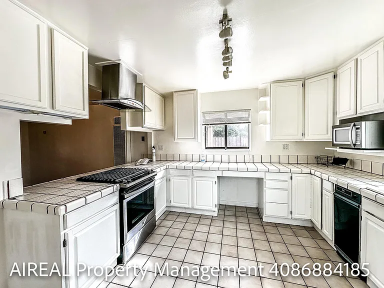 2494 W Avenue 136th — Photo 17