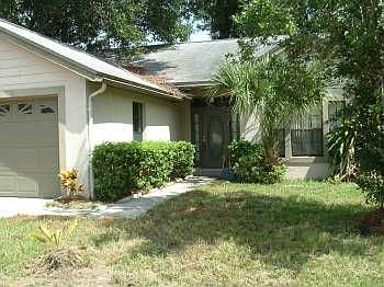 3rd image of 1573 Crawford Dr