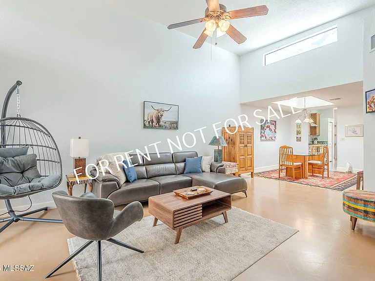 4950 N Valle — Photo 20
