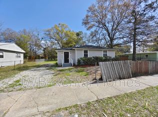 1067 Huron St, Jacksonville, FL 32254