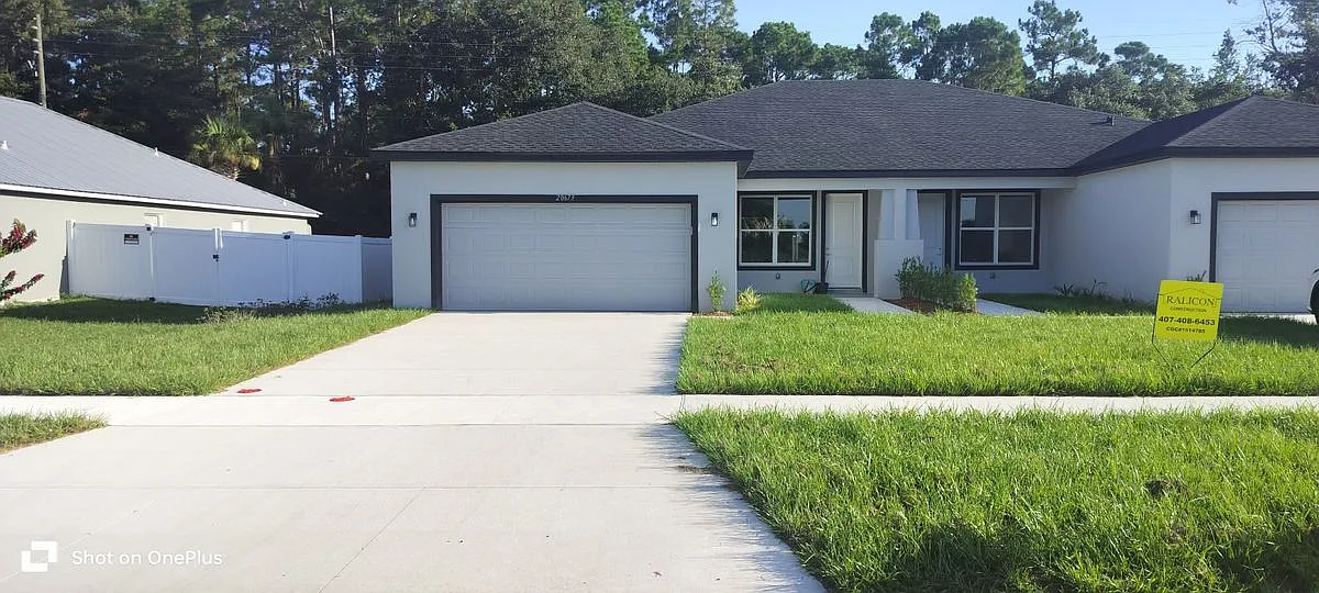 3 bed, 2.0 bath, 2298 sqft, $2,350 — Photo 1